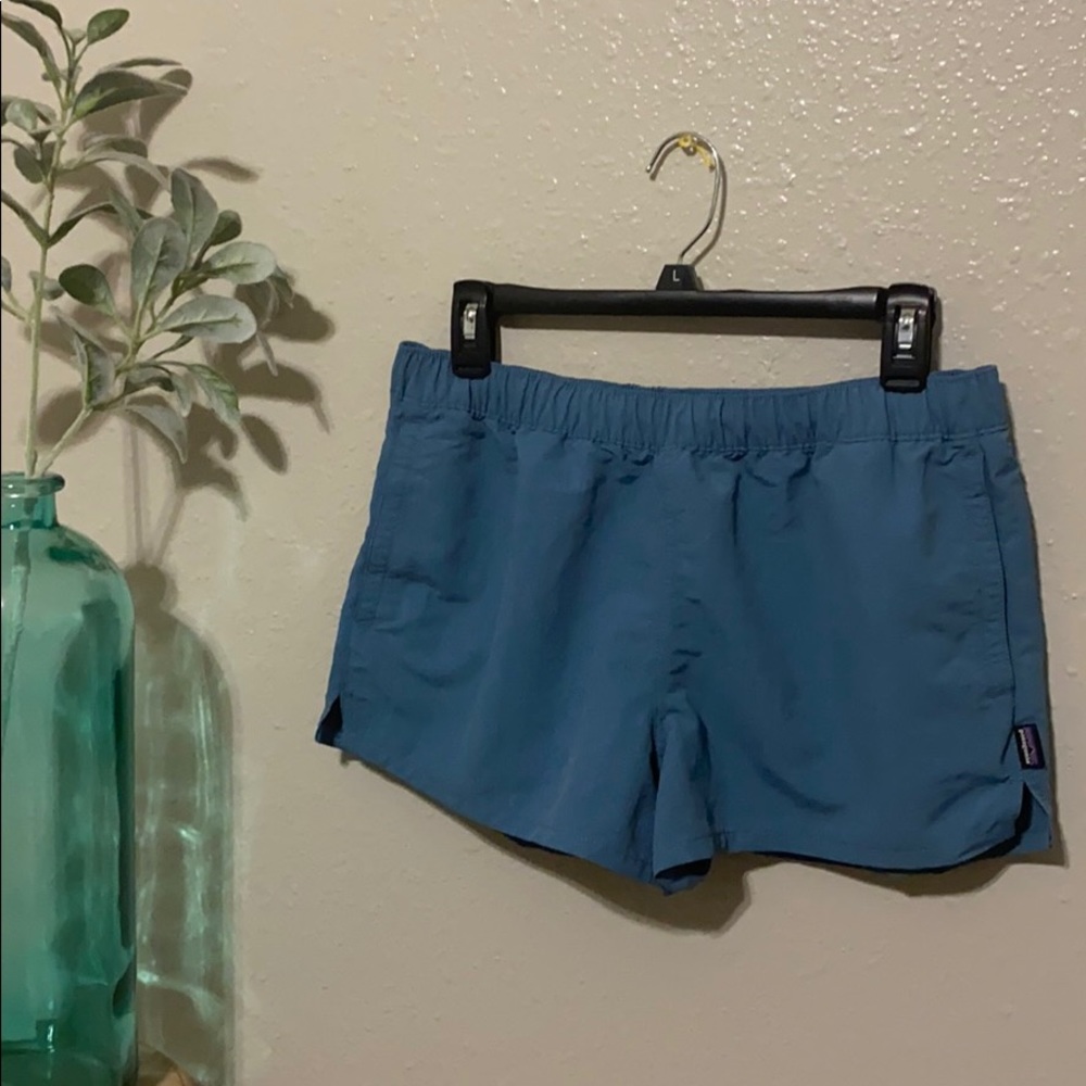Women’s Patagonia Barely Baggies Shorts 2-1/2 inch